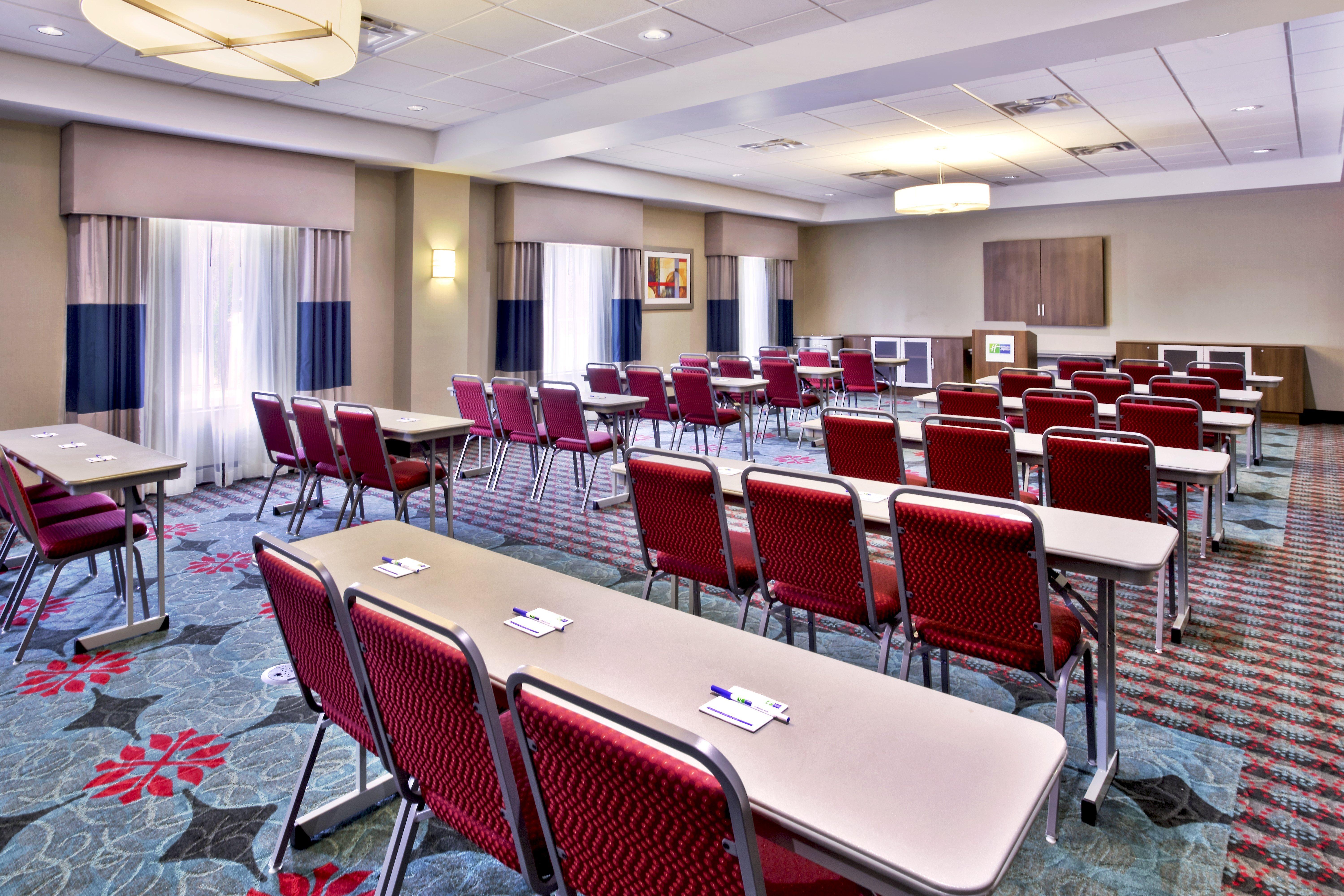 Holiday Inn Express & Suites Oak Ridge By Ihg Экстерьер фото