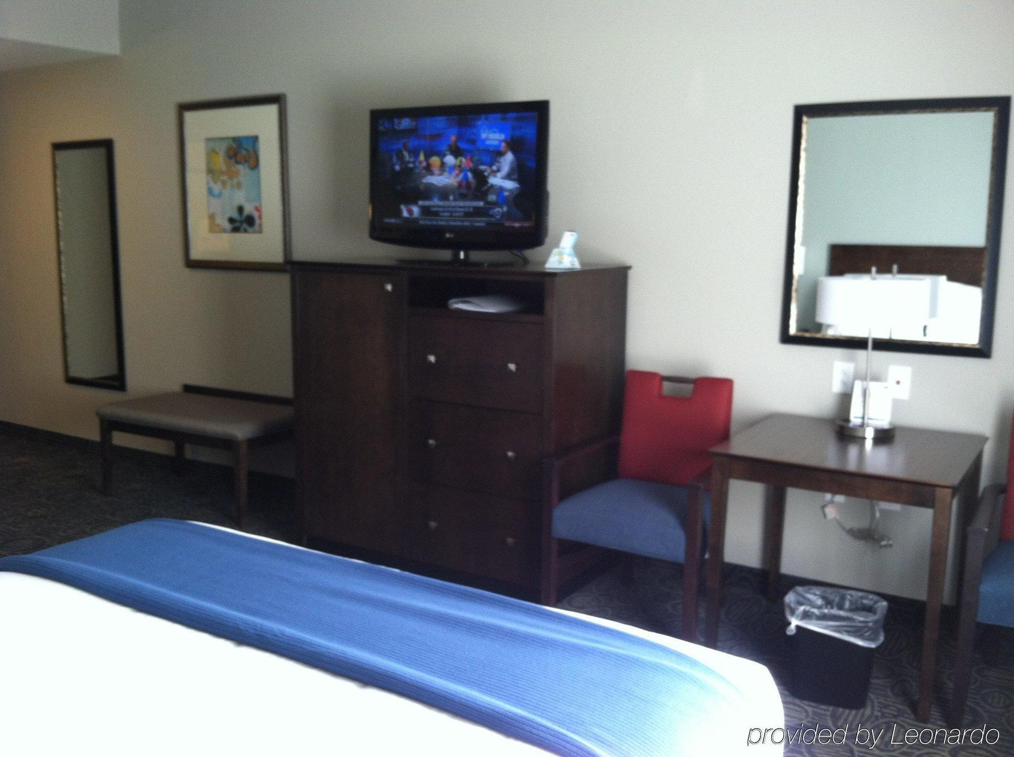 Holiday Inn Express & Suites Oak Ridge By Ihg Экстерьер фото